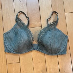 Victoria's Secret Lace Underwire Bra